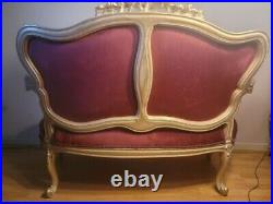 Traditional Style Louis XV Walnut Settee Inactive