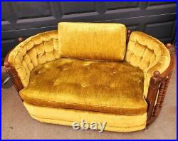 VTG Spanish Revival Hollywood Regency Tufted Gold Velvet Loveseat Settee Sofa