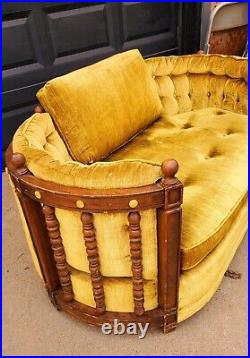 VTG Spanish Revival Hollywood Regency Tufted Gold Velvet Loveseat Settee Sofa