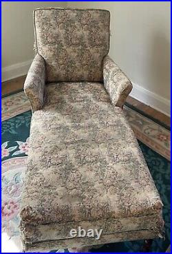 Victorian Boudoir Chaise Lounge Fainting Couch Wood Upholstered Needs work