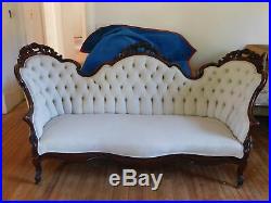 Victorian Carved Sofa Mahogany Off-White Linen Type Fabric 40H 83 3/4W