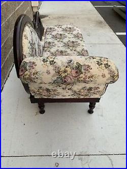 Victorian Style Swan Fainting Couch Chaise Lounge