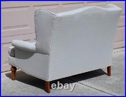 Vintage Broyhill Farmhouse Cottage Chic Settee Love Seat Couch