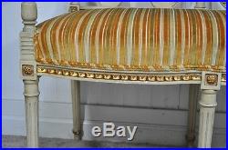 Vintage French Louis XVI Neoclassical Styl Carved Gilt Lyre Back Loveseat Settee