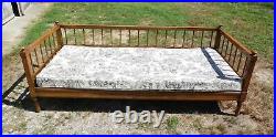 Vintage Gustavian Style Spindle Back Bench Toile Settee Walnut Daybed Sofa Couch
