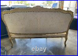 Vintage Louis XVI French Furniture Chaise Sofa Lounge Gold Creme Gilt