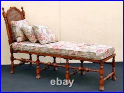 Vintage Solid Oak Caned Day Bed/chaise Lounge