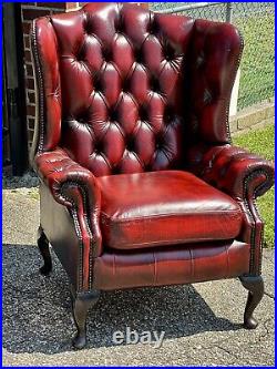 Vintage Tufted English Leather chesterfield Sofa Set