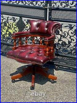 Vintage Tufted English Leather chesterfield Sofa Set