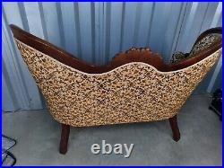 Vintage Victorian Tufted Upholstered Settee