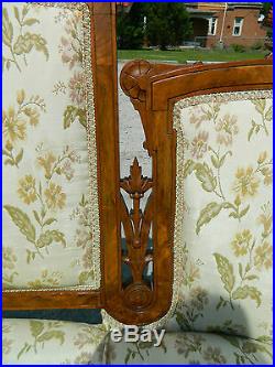 Walnut Victorian Triple Back Sofa Settee Laurel Wreath Carvings